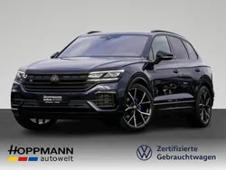 Beige Gebraucht 2023 VW Touareg Edition SUV | 77.990 € (Teuer)