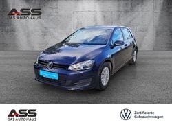 Blau Gebraucht 2016 VW Golf VII Trendline Limousine | 12.390 € (Guter Preis)
