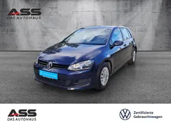 Blau Gebraucht 2016 VW Golf VII Trendline Limousine | 12.390 € (Guter Preis)