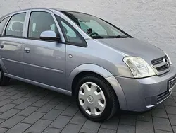 Lichtsilber m2 Gebraucht 2005 Opel Meriva Edition Van / Kleinbus | 2.499 € (Etwas zu teuer)