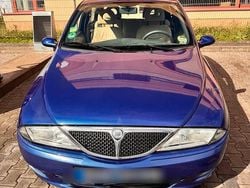 Blau Gebraucht 2003 Lancia Ypsilon Kleinwagen | 550 €