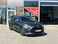 Grau Neu 2025 Toyota Yaris Hybrid Limousine | 25.950 € (Fairer Preis)