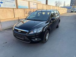 Schwarz Gebraucht 2009 Ford Focus Sport Kombi | 2.300 € (Guter Preis)