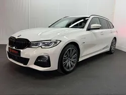 Alpinweiss iii Gebraucht 2022 BMW 330 M Sport Kombi | 26.980 € (Fairer Preis)