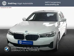 Weiß Gebraucht 2022 BMW 530e Sport Line Kombi | 33.990 € (Superpreis)