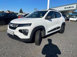 Weiß Gebraucht 2023 Dacia Spring Essentiel Kleinwagen | 12.498 € (Fairer Preis)