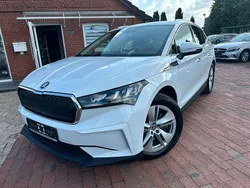 Weiß Gebraucht 2021 Skoda Enyaq iV Lodge SUV | 26.800 € (Fairer Preis)