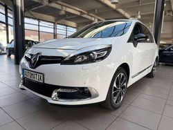 Weiß Gebraucht 2015 Renault Grand Scénic III Bose Edition Van / Kleinbus | 10.890 € (Teuer)