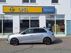 Silber Gebraucht 2024 Opel Astra Limousine | 25.500 € (Fairer Preis)