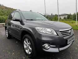 Grau Gebraucht 2012 Toyota RAV4 Life SUV | 11.850 € (Fairer Preis)
