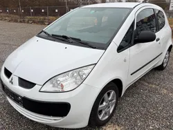 Weiß Gebraucht 2007 Mitsubishi Colt Kleinwagen | 1.700 € (Fairer Preis)