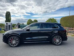 Schwarz Gebraucht 2015 Porsche Cayenne GTS SUV | 41.500 € (Fairer Preis)
