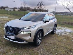 Grau Gebraucht 2024 Nissan X-Trail Tekna SUV | 35.350 € (Fairer Preis)
