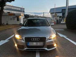 Grau Gebraucht 2010 Audi A4 Limousine | 3.200 € (Superpreis)