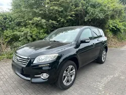 Schwarz Gebraucht 2011 Toyota RAV4 SUV | 6.900 € (Superpreis)