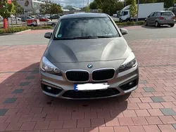 Grau Gebraucht 2015 BMW 218 Active Tourer Van / Kleinbus | 11.700 € (Etwas zu teuer)