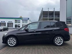 Schwarz ii/bonnet fluid black Gebraucht 2018 BMW 220 Sport Line Van / Kleinbus | 14.690 € (Guter Preis)