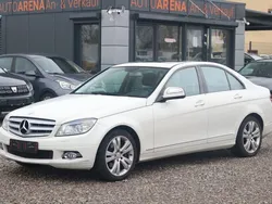 Weiß Gebraucht 2009 Mercedes C300 Limousine | 5.490 €