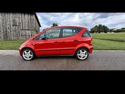 Rot Gebraucht 2001 Mercedes A160 Classic Limousine | 1.199 € (Guter Preis)