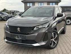 Grau Gebraucht 2021 Peugeot 3008 GT-line SUV | 18.802 € (Etwas zu teuer)