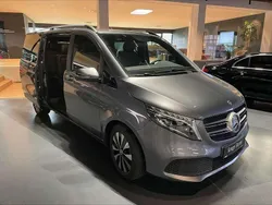 Grau Gebraucht 2022 Mercedes V250 Van / Kleinbus | 56.900 € (Teuer)