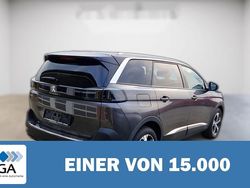 Grau metallic Gebraucht 2024 Peugeot 5008 Allure Van / Kleinbus | 29.750 € (Fairer Preis)