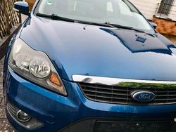 Blau Gebraucht 2009 Ford Focus Sport Limousine | 1.300 € (Superpreis)