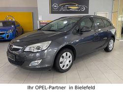 Grau Gebraucht 2011 Opel Astra Design Edition Kombi | 3.990 € (Fairer Preis)