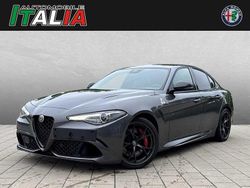 Grau (grigio vesuvio) Gebraucht 2021 Alfa Romeo Giulia Quadrifoglio Limousine | 53.900 € (Fairer Preis)