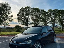 Schwarz Gebraucht 2017 VW Golf VII Highline Limousine | 9.900 € (Guter Preis)
