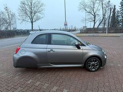 Grau Gebraucht 2019 Fiat 500 Kleinwagen | 19.900 €