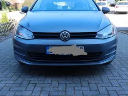 Grau Gebraucht 2016 VW Golf VII Trendline Limousine | 7.800 € (Superpreis)