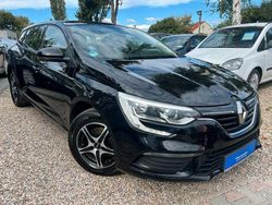 Schwarz Gebraucht 2017 Renault Mégane IV Life Limousine | 9.490 € (Fairer Preis)