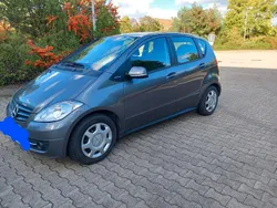 Grau Gebraucht 2010 Mercedes A180 Elegance Limousine | 3.499 € (Fairer Preis)