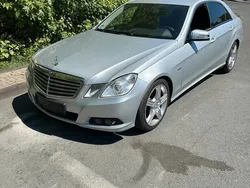 Silber Gebraucht 2010 Mercedes E200 Limousine | 7.700 € (Fairer Preis)