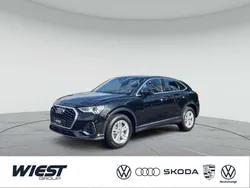 Mythosschwarz metallic Gebraucht 2021 Audi Q3 SUV | 29.950 € (Guter Preis)