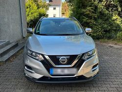 Silber Gebraucht 2018 Nissan Qashqai SUV | 16.300 € (Fairer Preis)