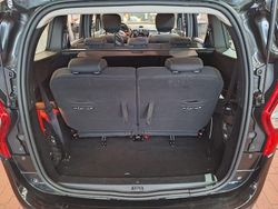 Schwarz Gebraucht 2019 Dacia Lodgy Stepway Van / Kleinbus | 12.450 € (Fairer Preis)