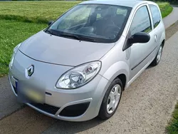Silber Gebraucht 2010 Renault Twingo Authentique Kleinwagen | 3.000 € (Fairer Preis)