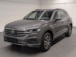 Siliziumgraumet. Gebraucht 2020 VW Touareg Elegance SUV | 40.980 € (Superpreis)