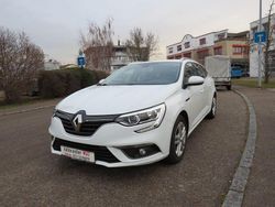 Weiß Gebraucht 2018 Renault Mégane IV Business Limousine | 9.300 € (Fairer Preis)