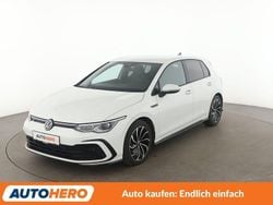 Weiß Gebraucht 2021 VW Golf VIII R-line Limousine | 23.730 € (Fairer Preis)