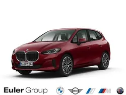 Rot Gebraucht 2024 BMW 216 Active Tourer Van / Kleinbus | 27.333 € (Fairer Preis)