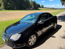 Schwarz Gebraucht 2004 VW Eos Cabrio | 2.950 € (Etwas zu teuer)