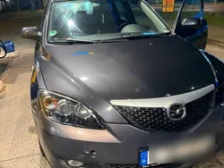 Grau Gebraucht 2006 Mazda 3 Kleinwagen | 3.200 € (Guter Preis)