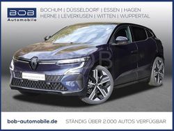 Rot Neu 2025 Renault Mégane Iconic Limousine | 49.250 €