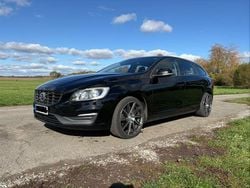 Schwarz Gebraucht 2015 Volvo V60 Kombi | 7.800 € (Guter Preis)