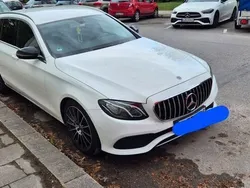 Weiß Gebraucht 2018 Mercedes E220 Limousine | 20.000 € (Superpreis)