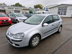 Silber Gebraucht 2004 VW Golf V Limousine | 999 € (Guter Preis)