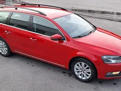 Rot Gebraucht 2013 VW Passat Kombi | 5.000 € (Fairer Preis)